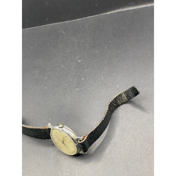 Vintage Timex Viscount Self Wind Watch White Dal Black Leather Band 36mm main image 9